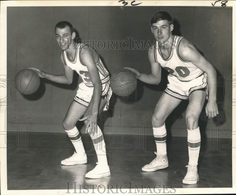 1969 Press Photo Basketball - Dwain Roark &amp; Russell Wright of Mid-City Pioneers - Historic Images