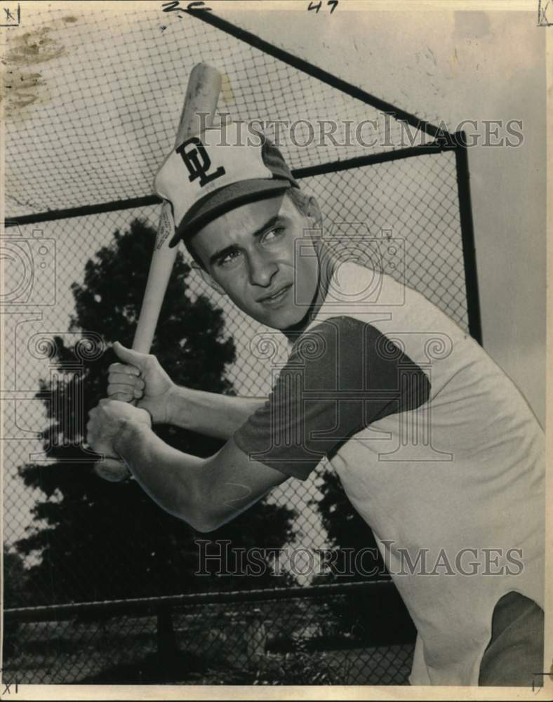 1964 Press Photo Ronnie White, player for Lakeside Ramblers, at bat ...