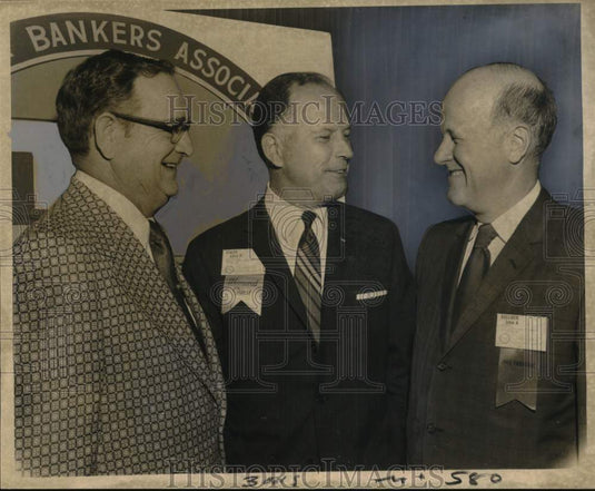 1971 Louisiana Bankers' Association at Fairmont-Roosevelt Hotel - Historic Images