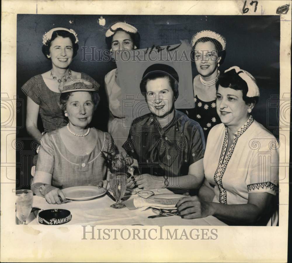 1954 Mrs. Raie Sharfstein and officers of Council of Jewish Women - Historic Images