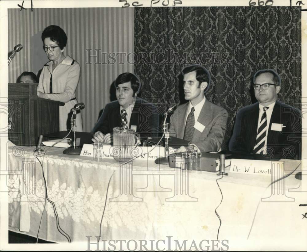 1972 Consumer fraud panel members listen to Dorothy Wolbrette, - Historic Images