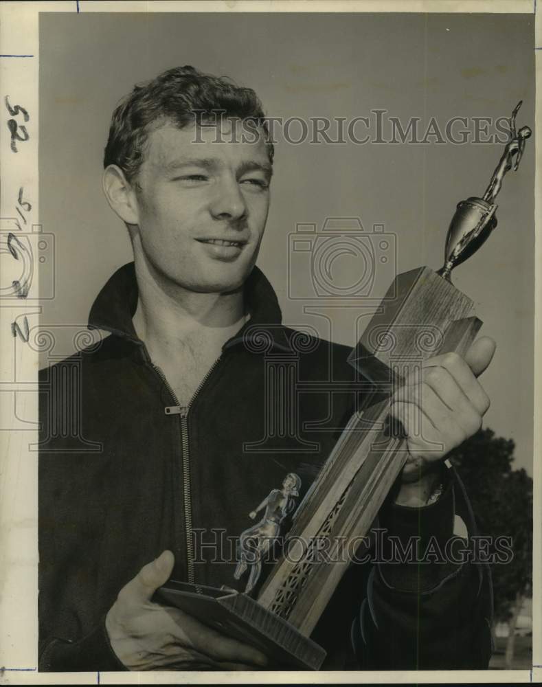 Press Photo Edward Watt, Northwestern University, Wins Cross Country Race - Historic Images