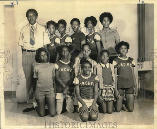 1972 Press Photo William J. Fisher School volleyball & basketball champion teams- Historic Images