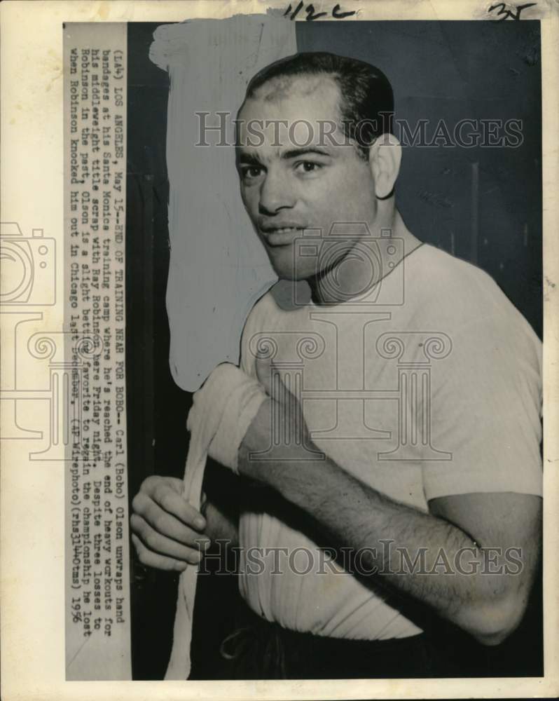 1956 Press Photo Carl (Bobo) Olson, Middleweight Boxer in Santa Monica Camp - Historic Images