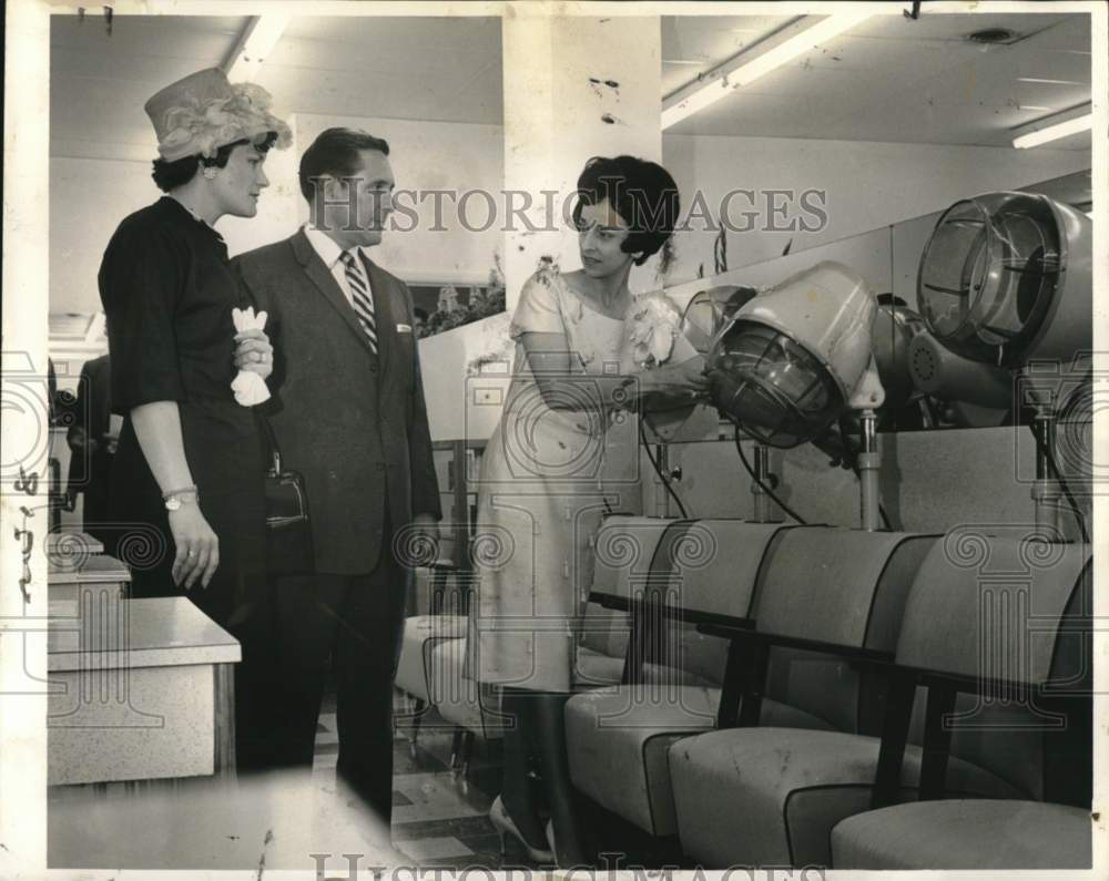 1962 New Orleans Barber and Beauty College Grand Opening Attendees - Historic Images