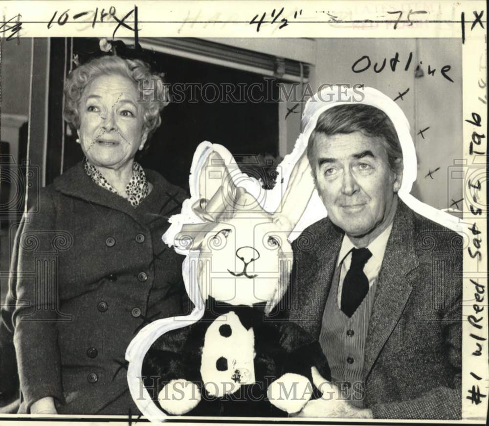 1970 James Stewart poses with Helen Hayes at New York&#39;s ANTA Theatre - Historic Images