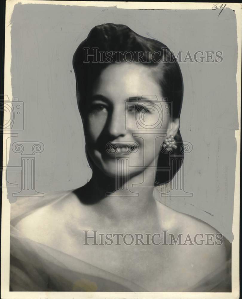 1956 Mrs. Marvin M. Stinson, Queen of Mokana Ball - Historic Images