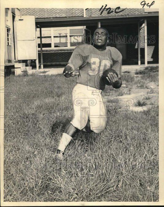 1967 Press Photo Maryn High School Football Player Mike Stewart, Halfback- Historic Images