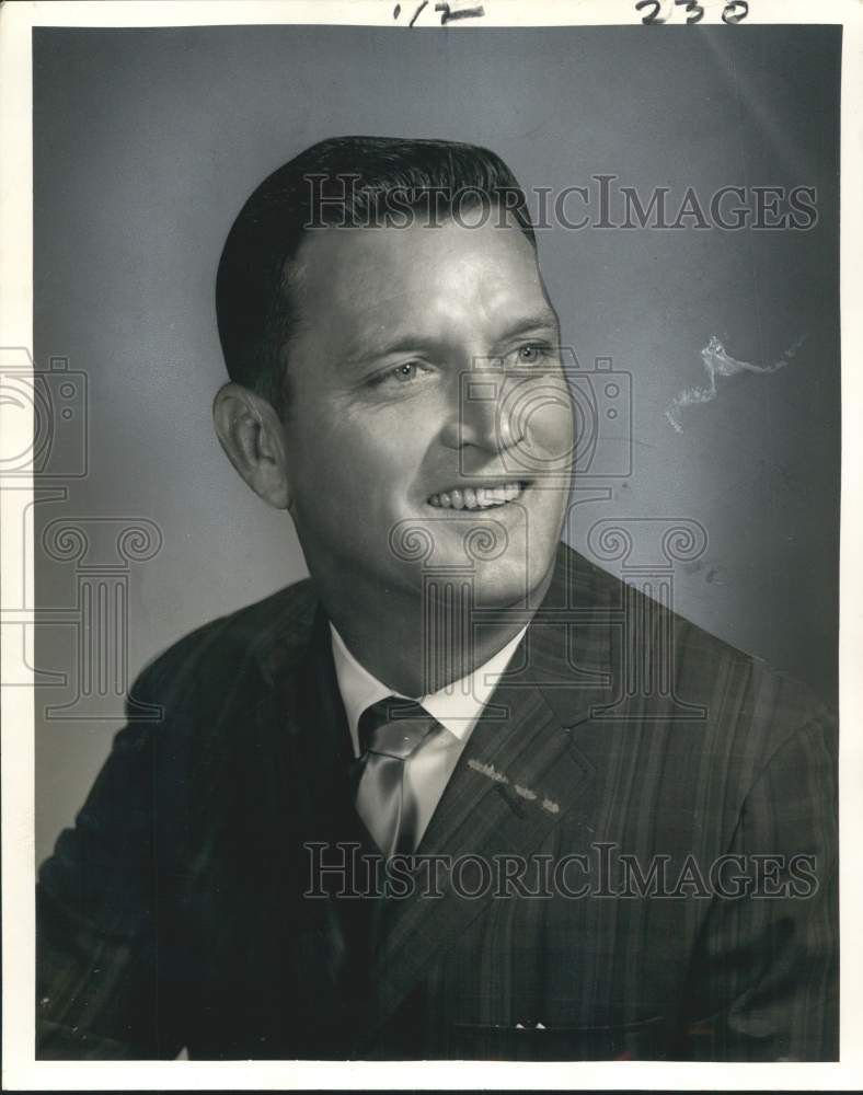 1966 J.C. Stallings Jr., executive of Radcliff Materials, Louisiana - Historic Images