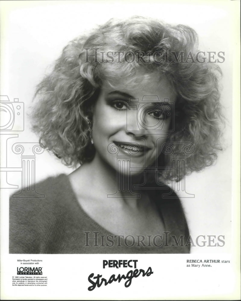 1990 Rebeca Arthur stars as Mary Anne on Perfect Strangers. - Historic Images