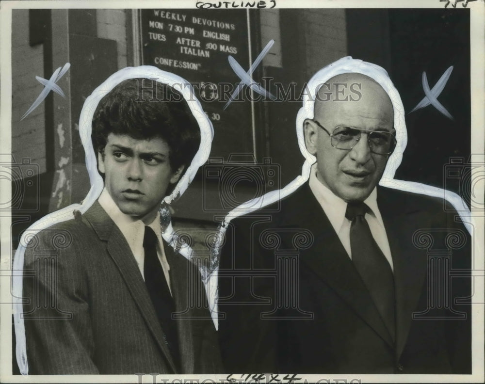 1976 Matthew Arkin and Telly Savalas star on Kojak. - Historic Images