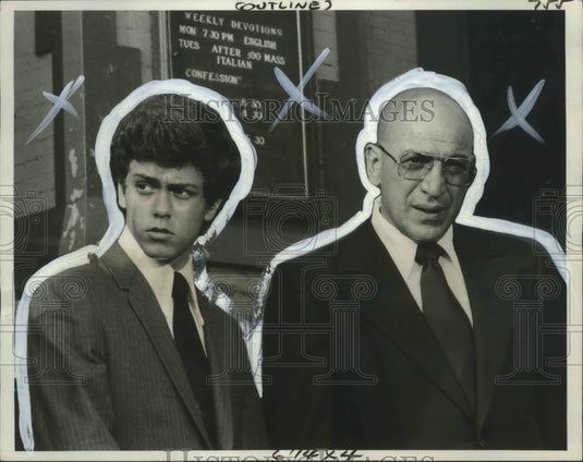 1976 Matthew Arkin and Telly Savalas star on Kojak. - Historic Images