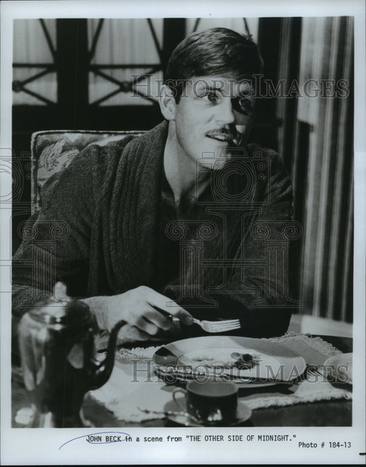 1978 Press Photo Actor John Beck in Scene from "The Other Side of Midnight" - Historic Images