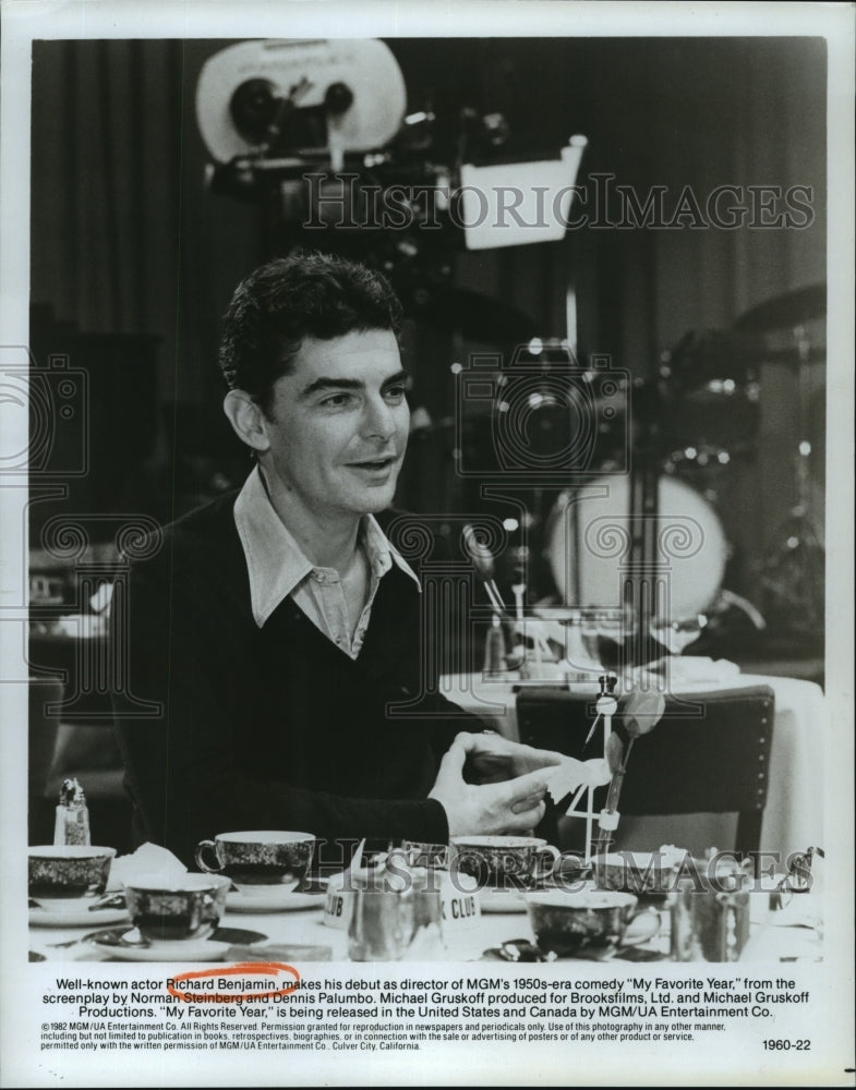 1982 Richard Benjamin, Director &quot;My Favorite Year&quot; Movie - Historic Images