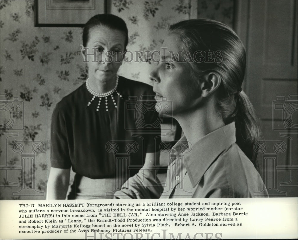 1979 Press Photo Marilyn Hassett and Julie Harris star in The Bell Jar.-Historic Images