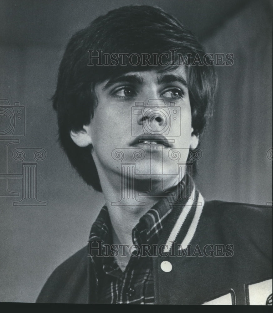 1978 Press Photo Robbie Benson, actor, starring in &#39;One on One.&#39; - Historic Images