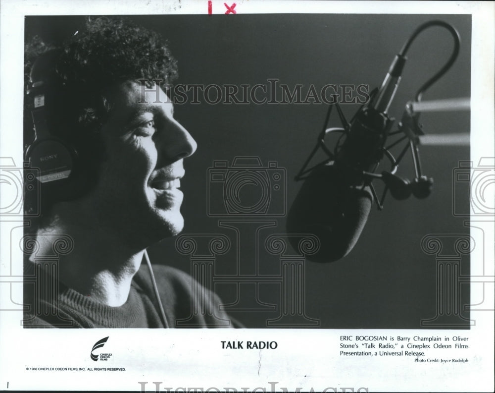 1989 Press Photo Eric Bogosian is Barry Champlain in Oliver Stone&#39;s &quot;Talk Radio&quot; - Historic Images