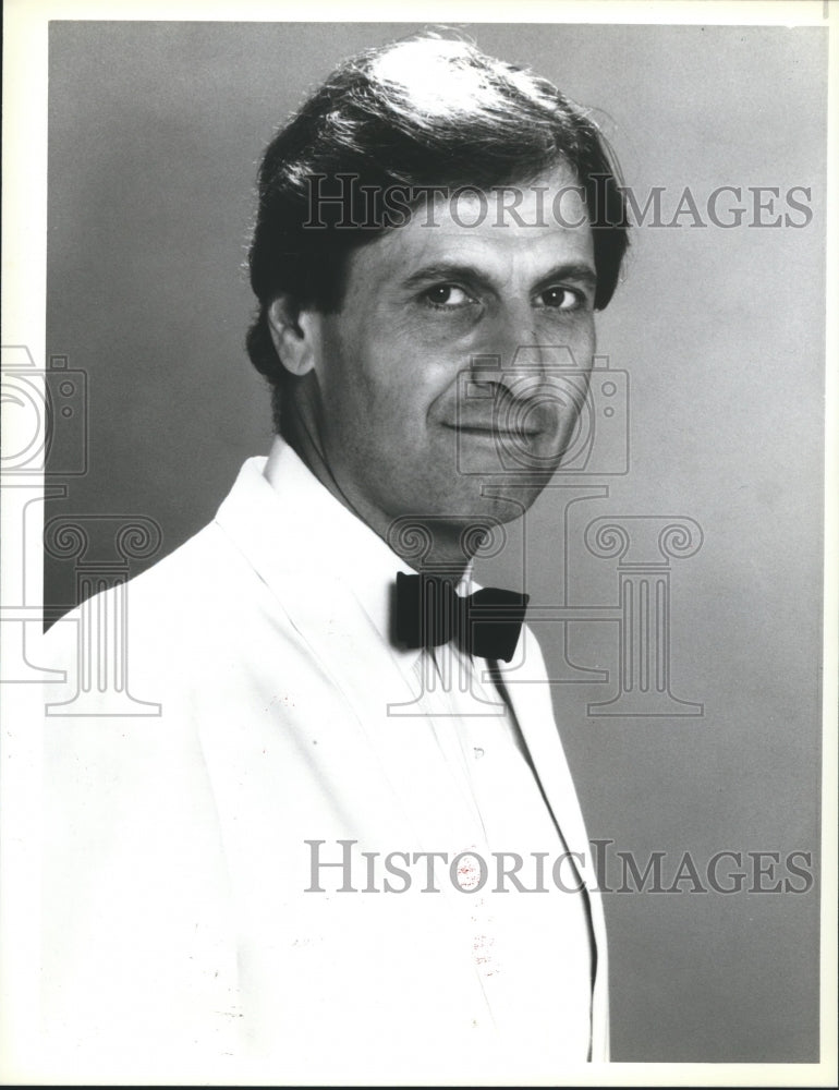 1987 Press Photo Joe Bologna as Nick Foley in Rags to Riches