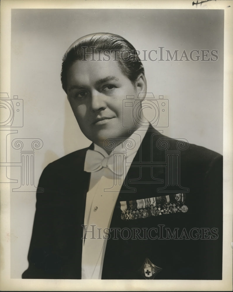 1958 Jussi Bjoerling, famed tenor of the Metropolitan Opera - Historic Images