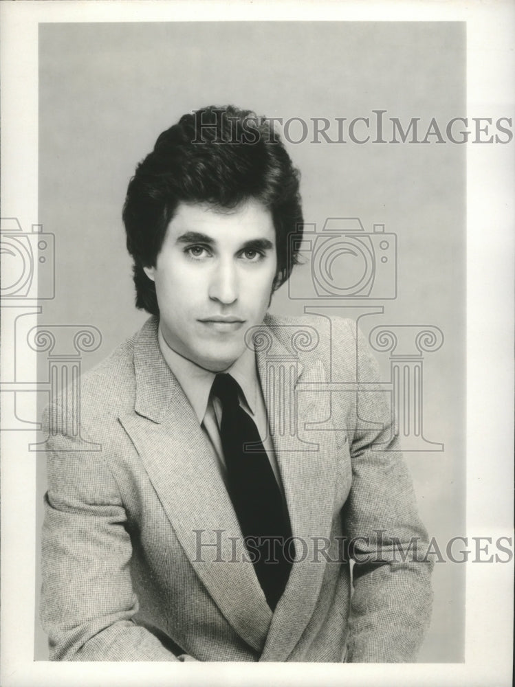 1981 Press Photo "Today's FBI" - Joseph Cali as FBI Agent on ABC - nop11579-Historic Images