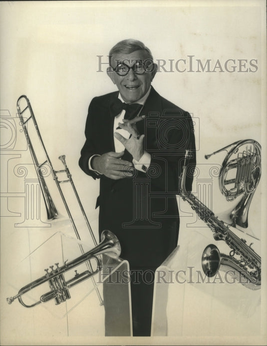 1977 Press Photo "The George Burns Special" - George Burns on CBS Special - Historic Images