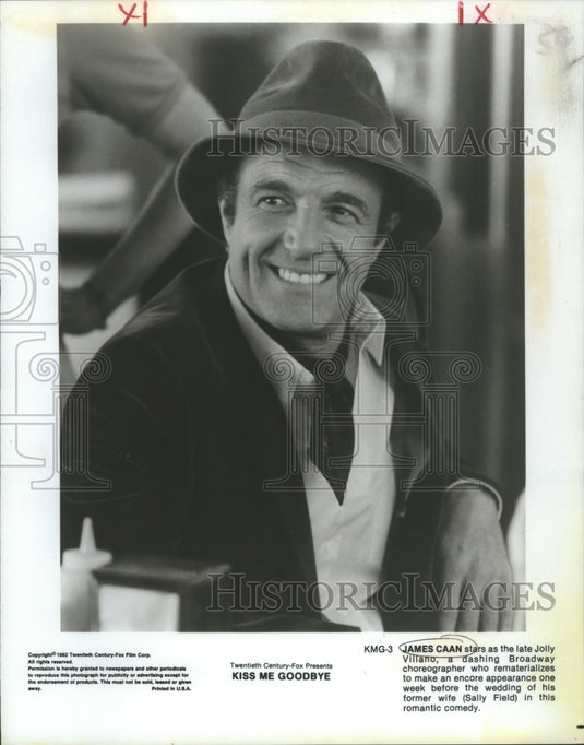 1982 Press Photo James Caan as Jolly Villano in "Kiss Me Goodbye." - Historic Images
