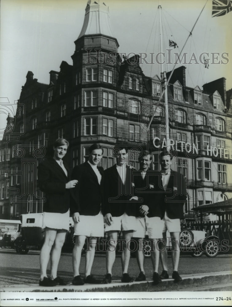 1981 Press Photo Chariots of Fire photographed outside Carlton Hotel - nop13417-Historic Images