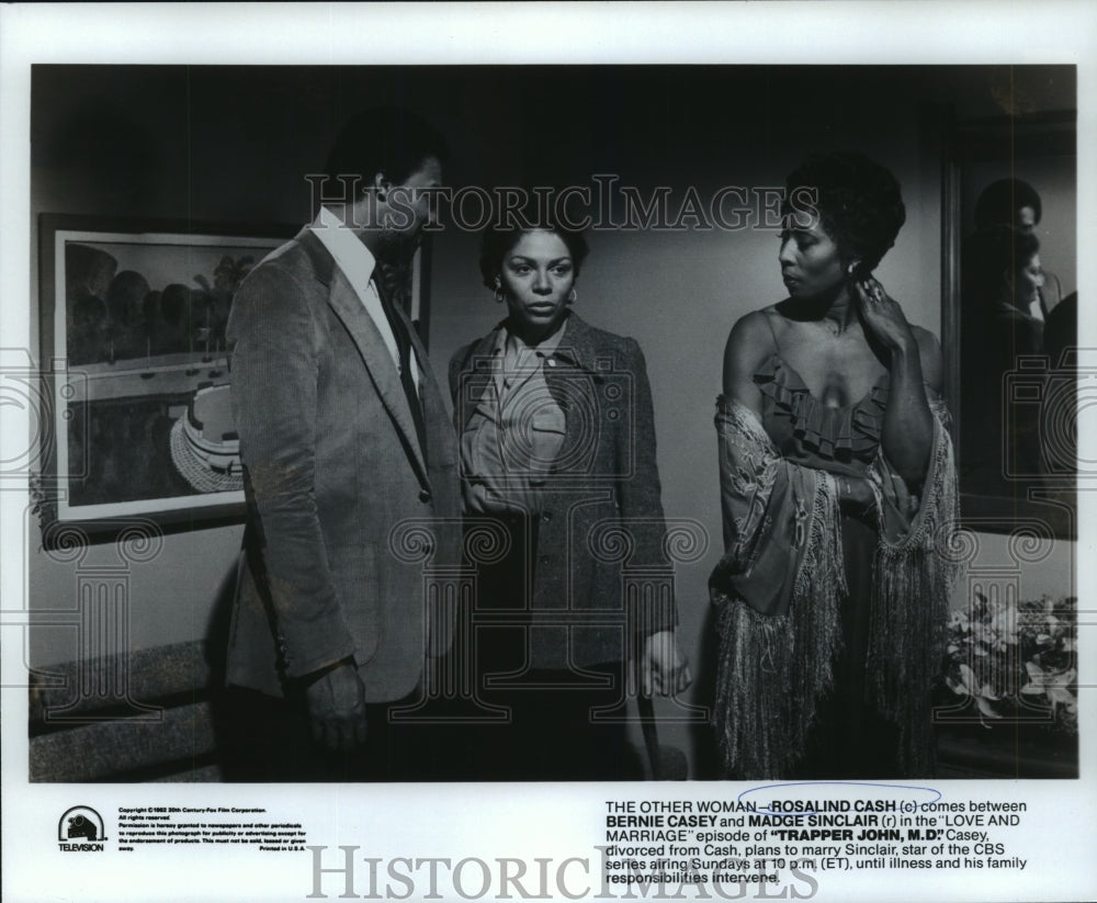 1982 Rosalind Cash, Bernie Casey & Madge Sinclair in Trapper John MD - Historic Images