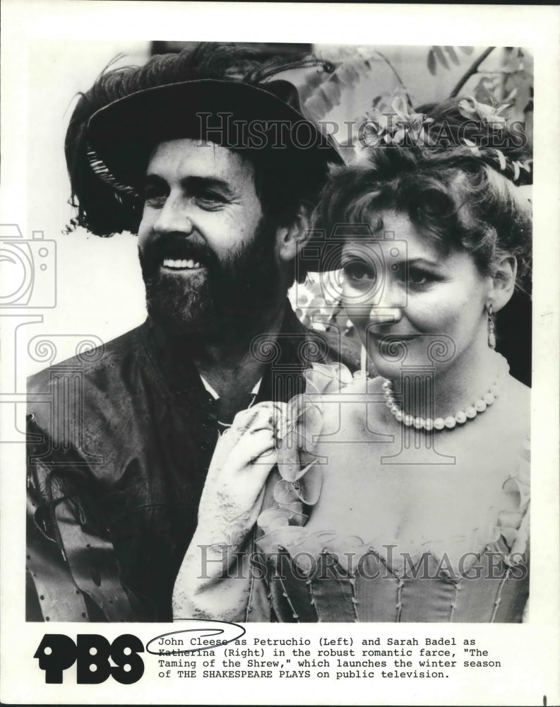 1981 John Cleese and Sarah Badel in The Taming of the Shrew, on PBS. - Historic Images