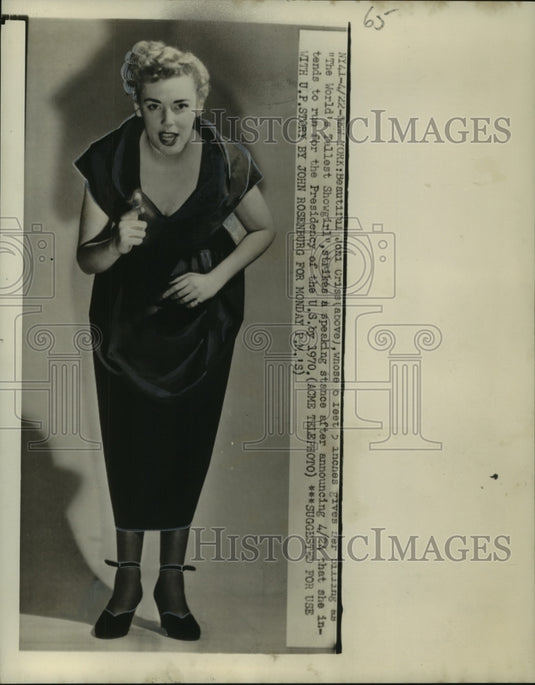 1950 Joni Criss, billed as The World's Tallest Showgirl, in New York - Historic Images
