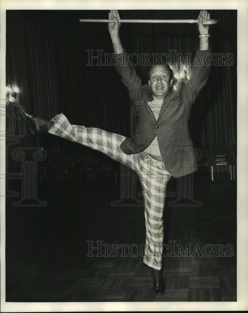 1970 Buster Cooper performs at the Fountainbleau Hotel. - Historic Images