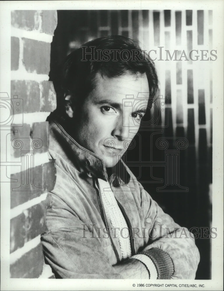 1986 Robert Desiderio stars as widower in &quot;Heart of the City,&quot; ABC - Historic Images