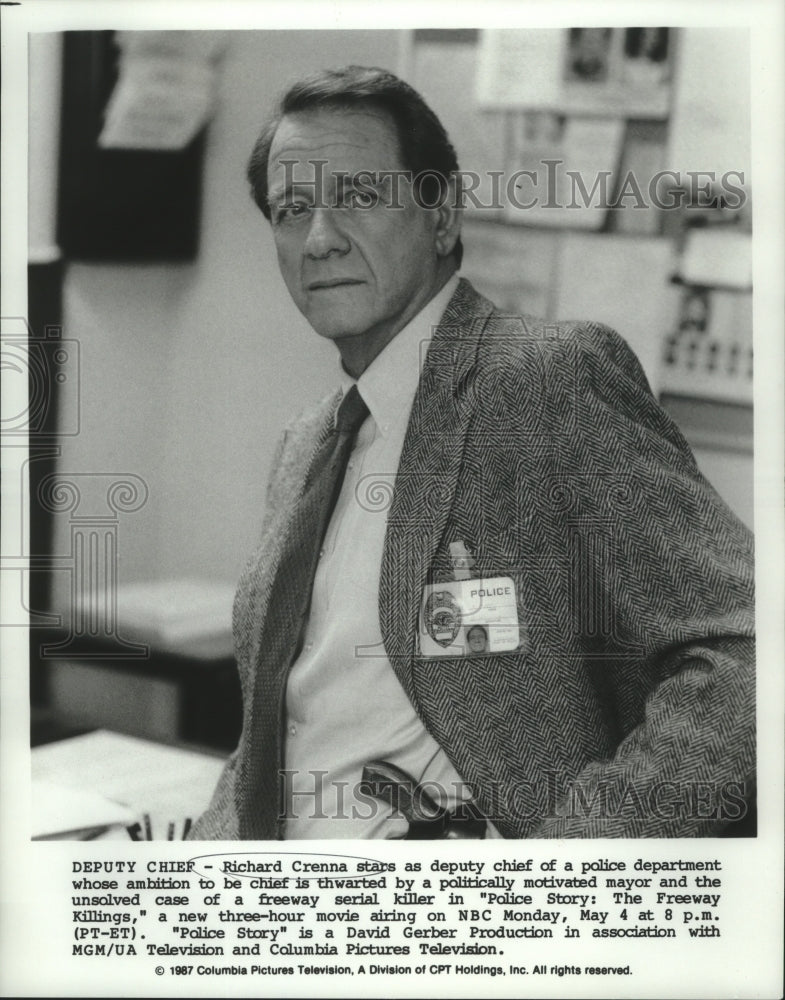 1987 Richard Crenna stars in Police Story: The Freeway Killings. - Historic Images