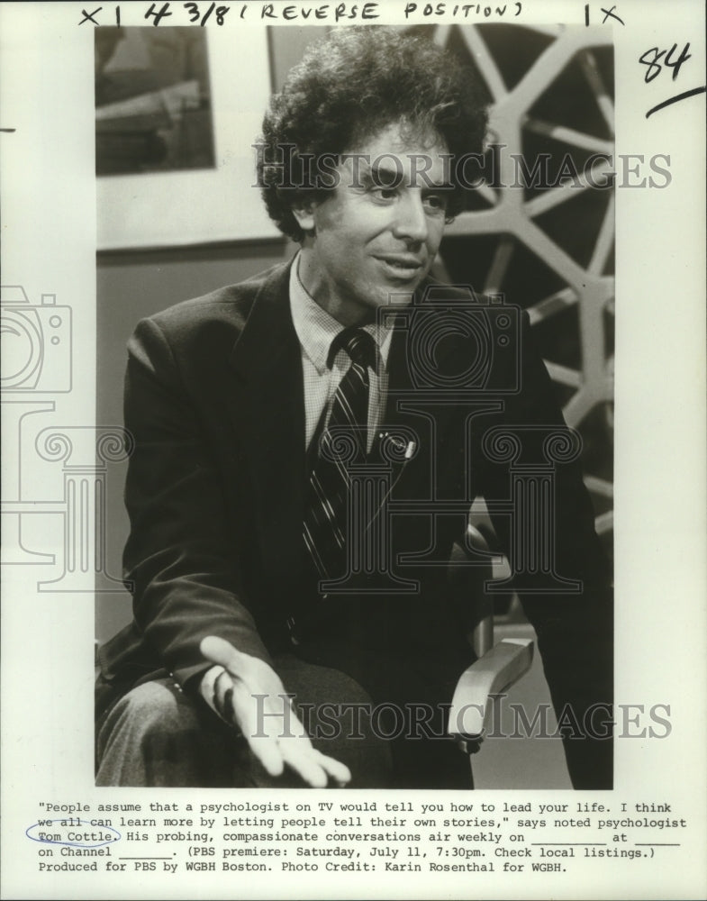1981 Tom Cottle hosts PBS television interview show.-Historic Images