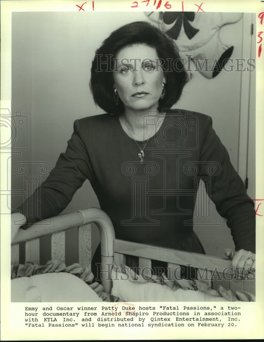 1980 Press Photo Actress Patty Duke Hosting "Fatal Passions" Documentary - Historic Images