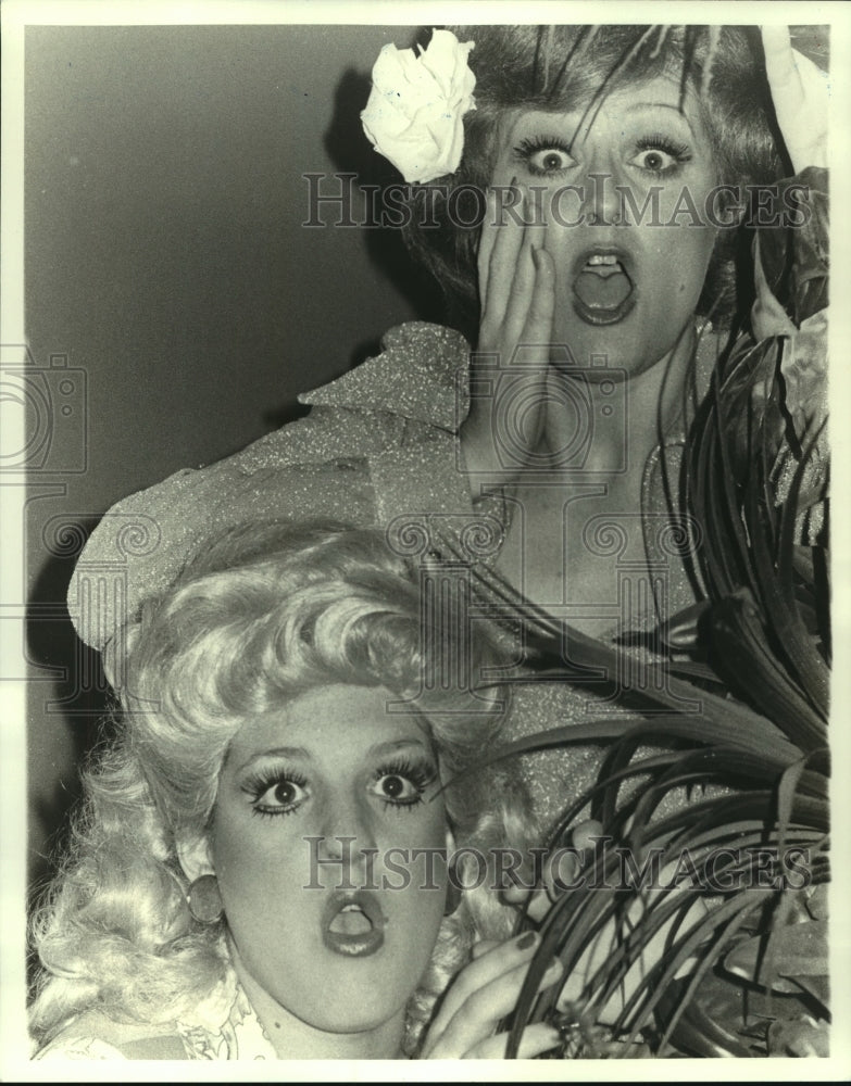 1982 Janene Darnell &amp; Susan Russo in &quot;Moon Over Montevideo,&quot; at Pitt - Historic Images