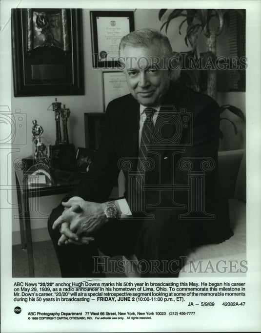 1989 ABC News anchor Hugh Downs marks his 50th year in broadcasting. - Historic Images