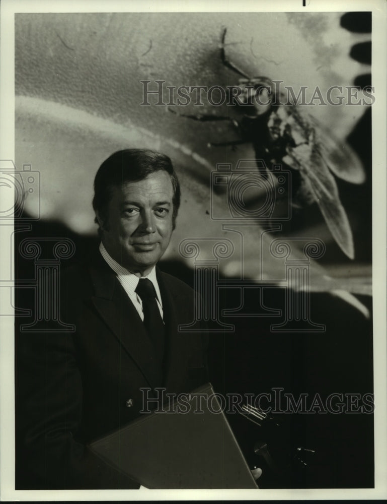 1974 Hugh Downs, &quot;The World You Never See&quot; - Historic Images