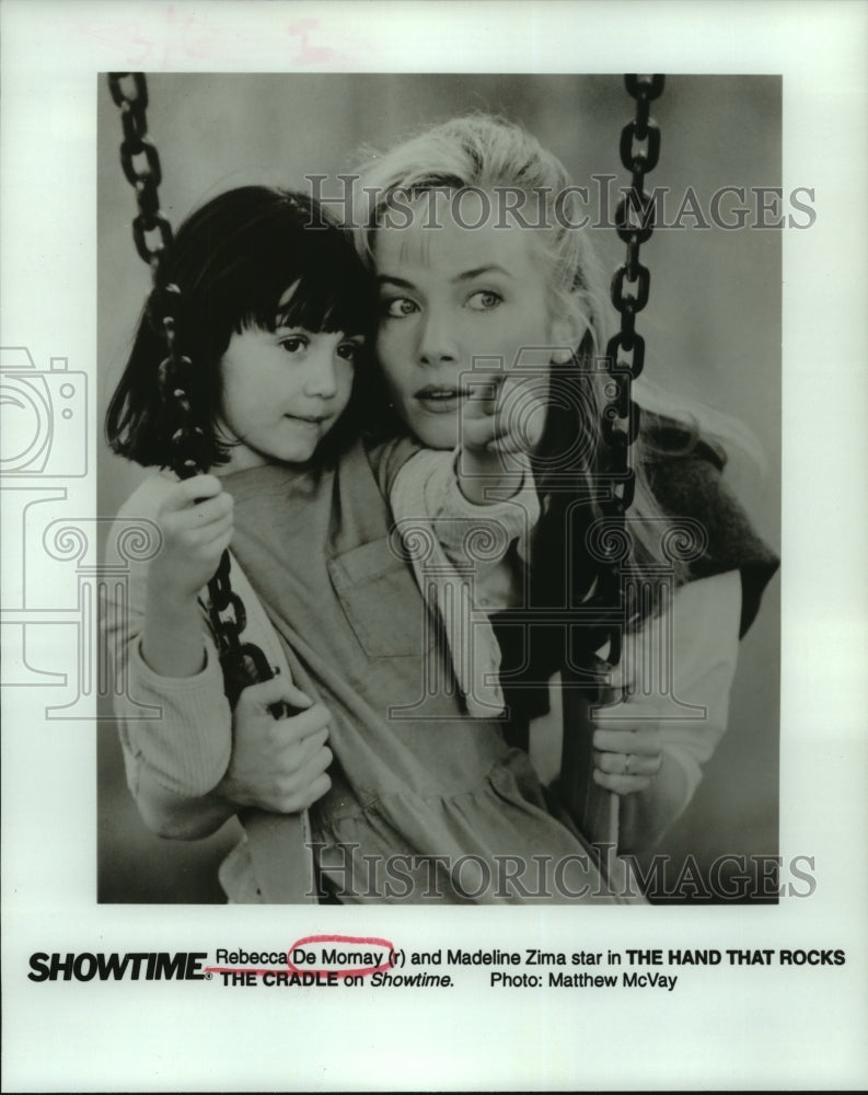 1993 Press Photo Cast of "The Hand That Rocks The Cradle," on Showtime. - Historic Images