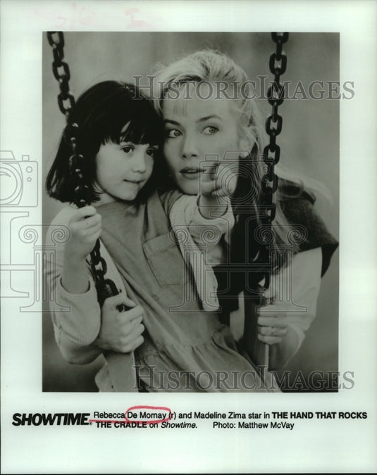 1993 Press Photo Cast of "The Hand That Rocks The Cradle," on Showtime. - Historic Images