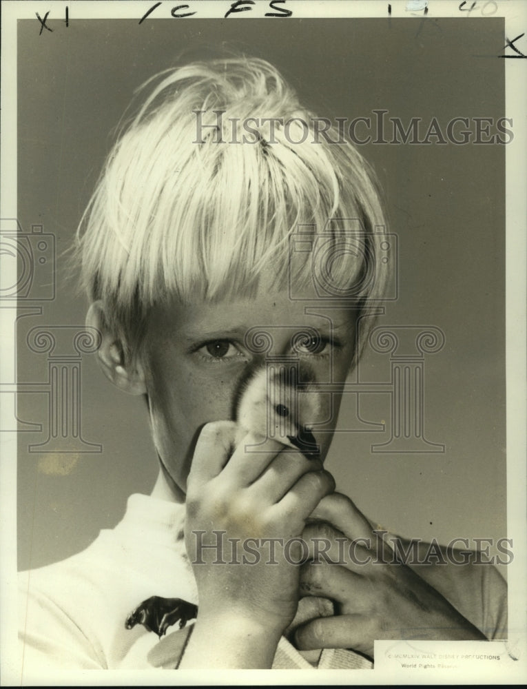 1975 Press Photo Carl Draper in