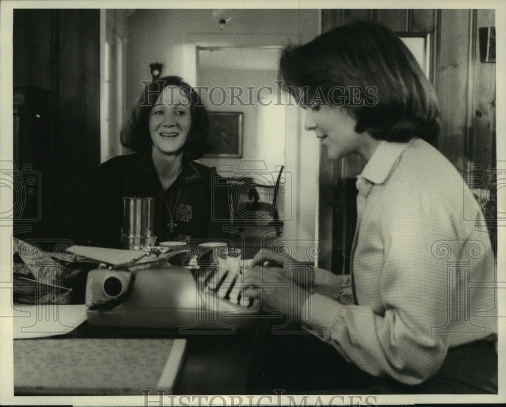 1977 Olympia Dukakis &amp; Pamela Reed in &quot;The Andros Targets&quot; on CBS/TV - Historic Images