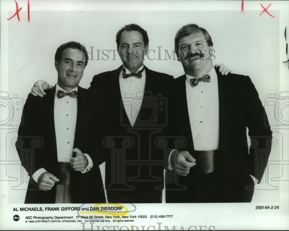 1989 Dan Dierdorf, Al Michaels and Frank Gifford of ABC Sports. - Historic Images