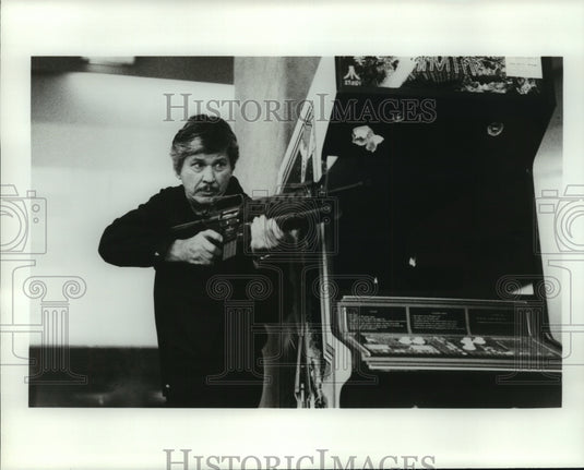 1991 Press Photo Scene from "Death Wish Four" - Historic Images