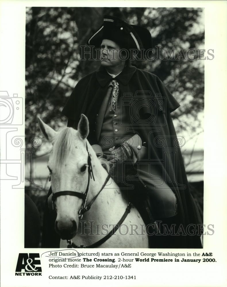 2000 Press Photo Jeff Daniels stars in The Crossing, on A&amp;E. - nop21704 - Historic Images