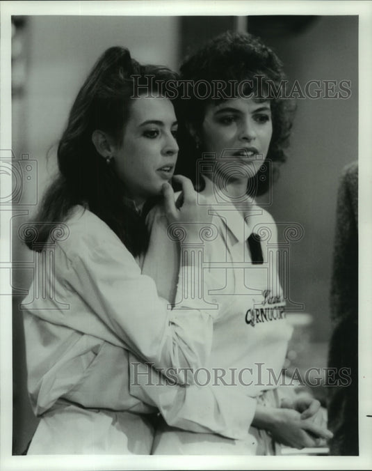 1987 Press Photo Actresses Jodi Thelen and Mary Page Keller in show "Duet"-Historic Images