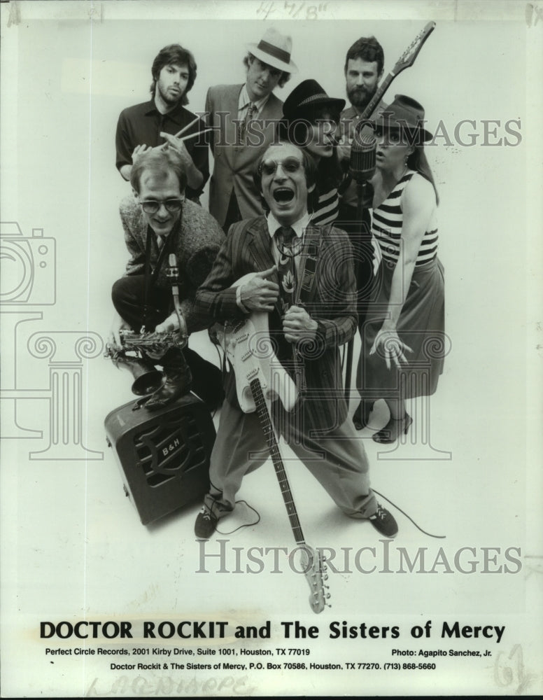 1982 Press Photo Doctor Rockit and The Sisters of Mercy of Houston, Texas. - Historic Images