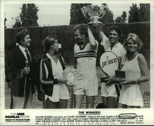 1979 Wayne Rogers and Clark Graebner in The Mike Douglas Show - Historic Images
