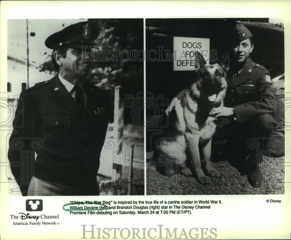 1990 Press Photo William Devane and Brandon Douglas in Chips, The War Dog. - Historic Images