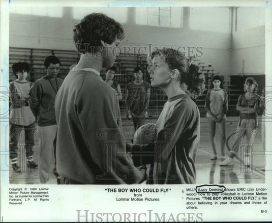 1986 Lucy Deakins and Jay Underwood in The Boy Who Could Fly. - Historic Images